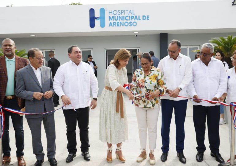 Raquel Peña entrega nueva Emergencia y otras áreas en Hospital de Arenoso