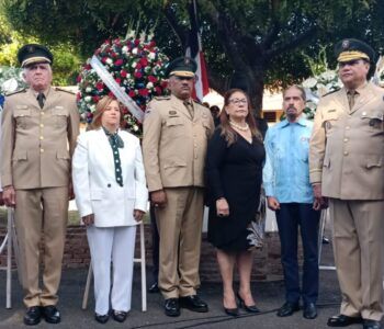 Efemérides Patrias conmemora el 159 aniversario de la Batalla de Santiago por la Restauración de la República