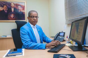 Gobierno cita esfuerzos para amortiguar los precios locales por factores internacionales