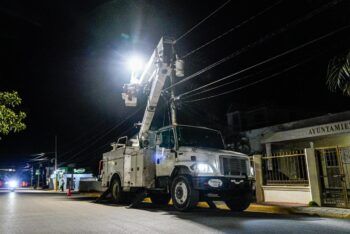 Edesur ilumina cuatro comunidades apartadas en el Cercado