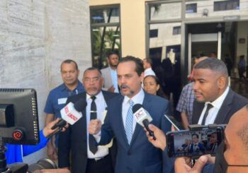 Senador PRM demanda a ministro de Energía y Minas por no entregar contratos de compañías que explotan oro en el país