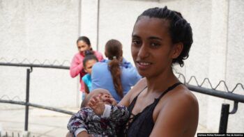 Crisis económica impulsa a venezolanas a esterilizaciones quirúrgicas