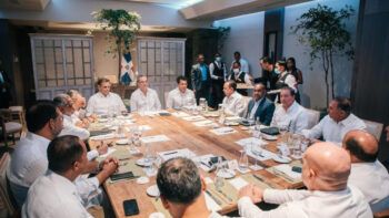 Abinader ofrece el país como un “hub aéreo” para líneas aéreas nacionales