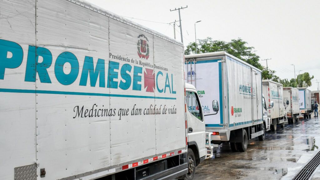 PROMESE/CAL envía medicamentos a hospitales y Farmacias a provincias afectadas por Fiona