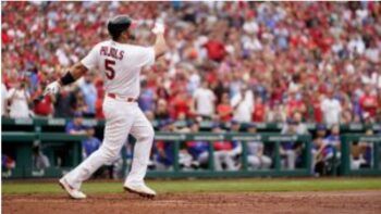 Albert Pujols dispara el cuadrangular 695 de su carrera