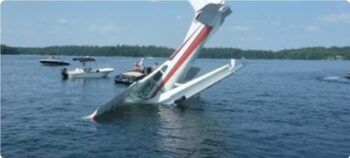 Un muerto y nueve desaparecidos al estrellarse un hidroavión en Seattle