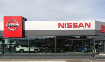 Nissan llama a revisión a más de 200.000 camionetas