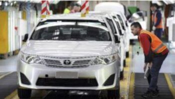 Toyota cierra su fábrica de automóviles en Rusia