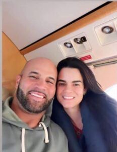 Nicole Fernández el 701 de Albert Pujols?