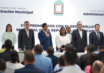 Abinader encabeza en Unicaribe apertura carrera en Administración Municipal