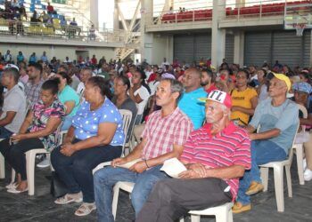 Plan Nacional de Titulación de Terrenos beneficiará más de 4 mil personas en Azua