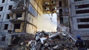 Al menos 17 muertos en un ataque nocturno ruso con misiles contra Zaporiyia