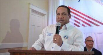 «Nosotros le hemos fallado al pueblo»; dice El Torito en acto público