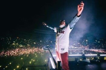 Bad Bunny cierra con éxitos sus dos noches en el Estadio Olímpico