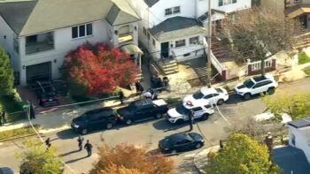 Encuentran a tres mujeres muertas en vivienda en Queens: NYPD