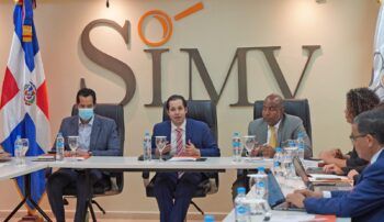 SUPERINTENDENTE DEL MERCADO DE VALORES SOSTIENE ENCUENTRO CON ASOCIACIÓN DE PUESTOS DE BOLSA DE LA REPÚBLICA DOMINICANA
