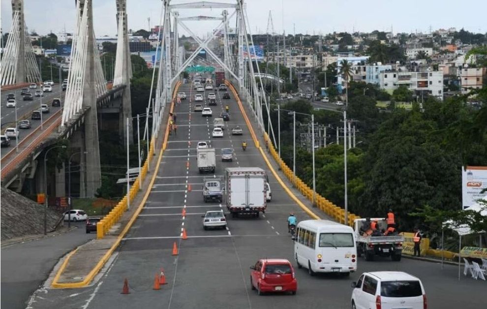 Obras Públicas entrega puente Juan Pablo Duarte