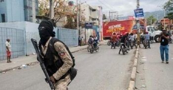 Varios muertos y heridos en tras choques policías y pandilleros en Haití