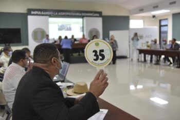 Aduanas recauda $106,184,276.13 en subastas públicas del 2022