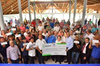El FEDA entre RD$30 millones para producir ovejos y chivos en Santiago Rodríguez