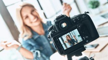 Regularan a los influencer en Francia