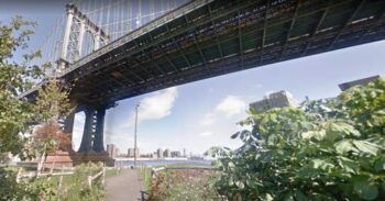 Encuentran niña muerta bajo el famoso Brooklyn Bridge de Nueva York