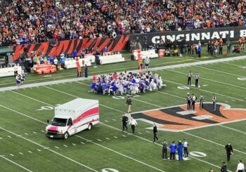 Jugador se desploma en pleno partido