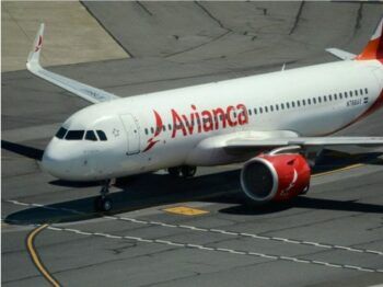 Encuentran dos cadáveres en el tren de aterrizaje de un avión