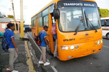 Educación extenderá el transporte escolar a Pedro Brand