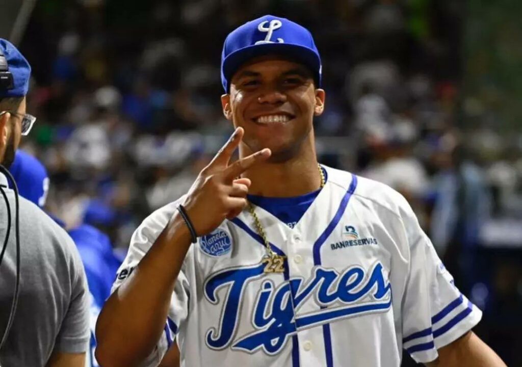 Juan Soto no jugará con el Licey