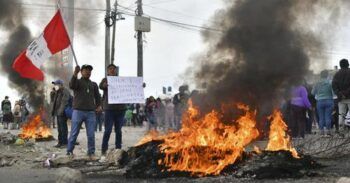 Cinco heridos y 26 detenidos durante protestas en Perú