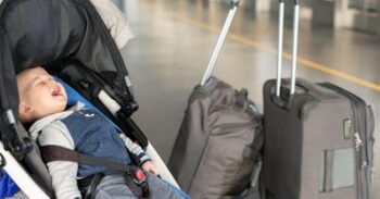 Pareja abandona a bebé en aeropuerto de Israel