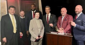 Reconocen a Embajada Dominicana en EE. UU. por su defensa a la industria del cigarro