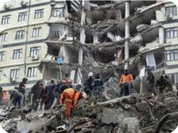 Nuevos terremotos dejan 3 muertos y 213 heridos en Turquía
