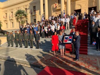 Juan Pablo Uribe resalta fervor patriótico en homenaje a la bandera