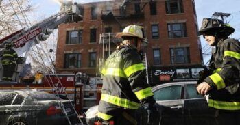 Muere hombre tras en un apartamento de Queens