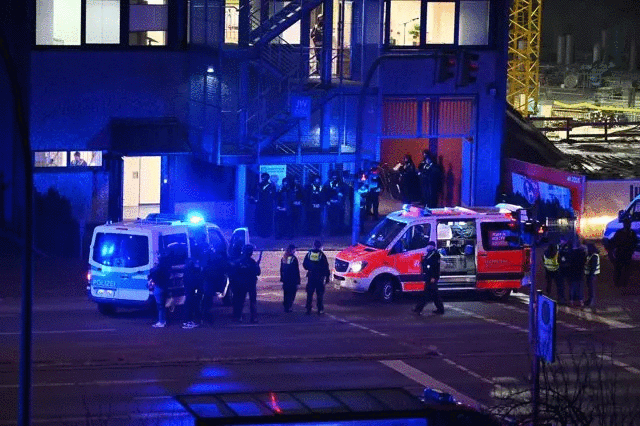 Ocho muertos tras tiroteo en iglesia Testigos de Jehová en Alemania