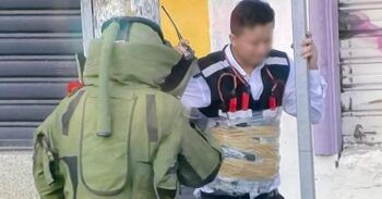 Rescatan a un hombre con explosivos al cuerpo en Ecuador