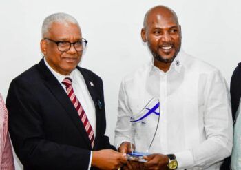 Presidente Circulo de Reporteros Gráficos  reconocen labor de Juan Rosa frente a la DGJP