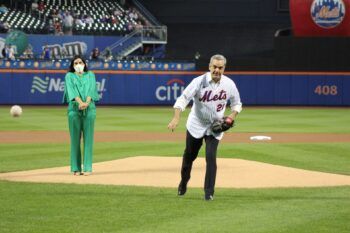 Abinader lanzará primera bola el sábado en el Clásico Mundial