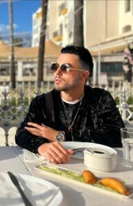 Lobato sorprende a sus seguidores con canción “Mil veces”