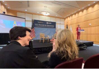 RD participa en Cumbre por la Democracia como colíder de grupo de derecho y justicia