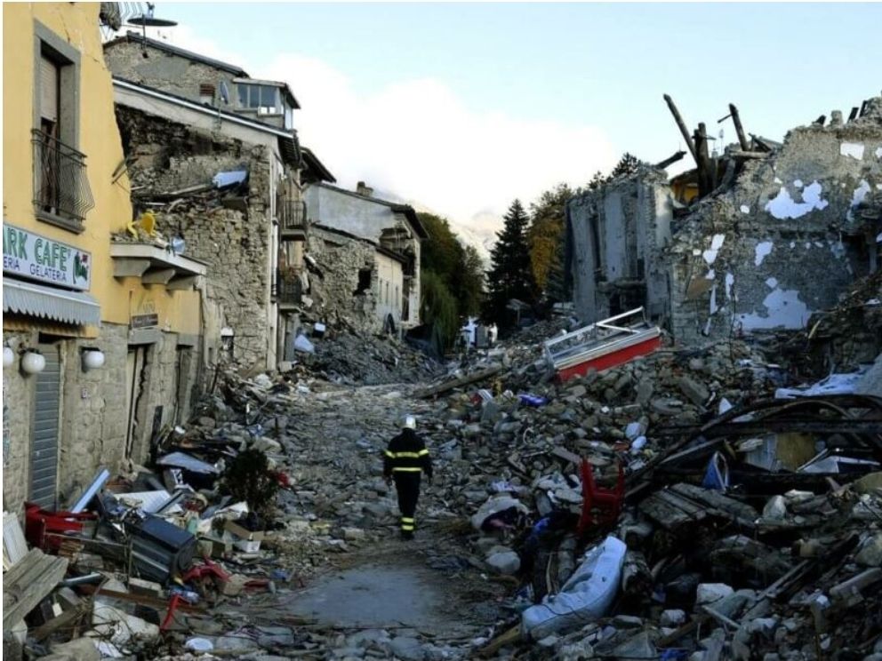 Temblor de 5,4 sacude a Italia