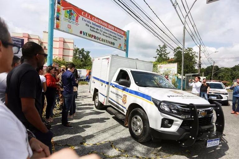 Hombre mata cuatro niños con un hacha en una guardería de Brasil