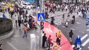 Ejecutan conductor que embistió contra multitud y mató a 5 personas en China