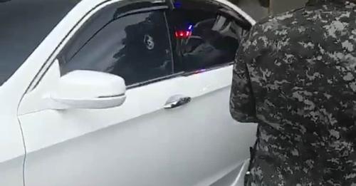 Asesinan hombre mientras conducía su carro en plena autopista Duarte