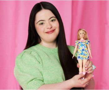 Presentan Barbie con síndrome de Down