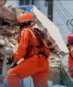 Cinco muertos tras derrumbe de un edificio en Brasil