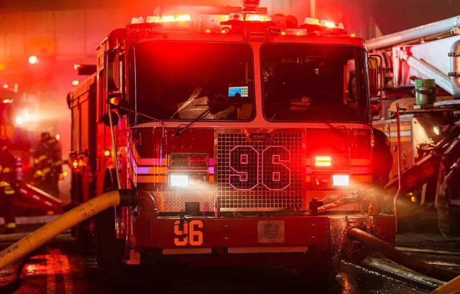 Tres mujeres mueren tras incendiarse su casa en NY
