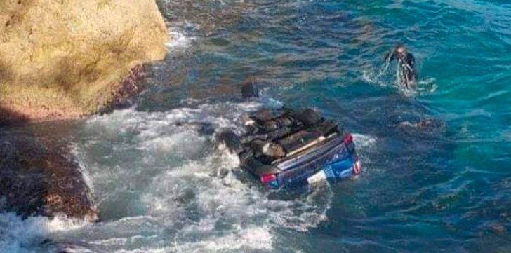 Un muerto y un herido tras caer yipeta al mar en autopista Las Américas